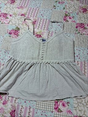 Old Navy Cream Crochet Bodice Spaghetti Strap Tank